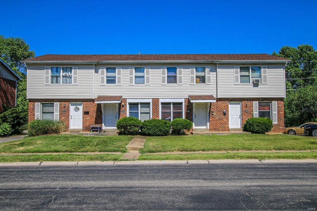 St Charles Townhomes in St. Charles, MO - Building Photo