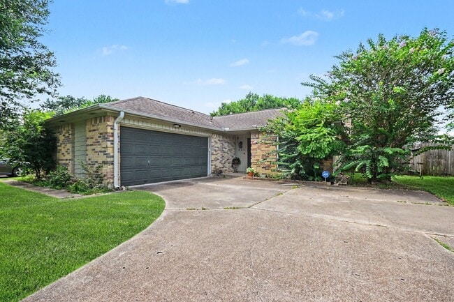 property at 423 Merriweather St