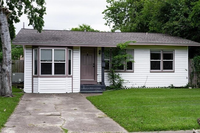 property at 616 17th Ave N