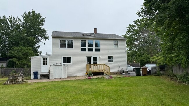 property at 2 Wood Ave