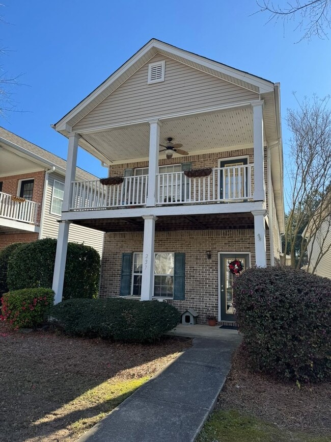 property at 237 Wiltshire Dr