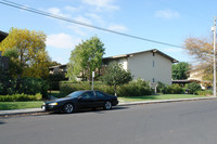 Sonoma Park Apartments in Rohnert Park, CA - Building Photo - Building Photo