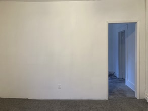 626 W Main St in Muncie, IN - Foto de edificio - Building Photo