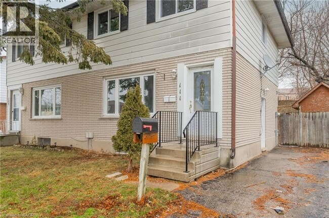 111 Chalmers St S in Cambridge, ON - Building Photo - Building Photo