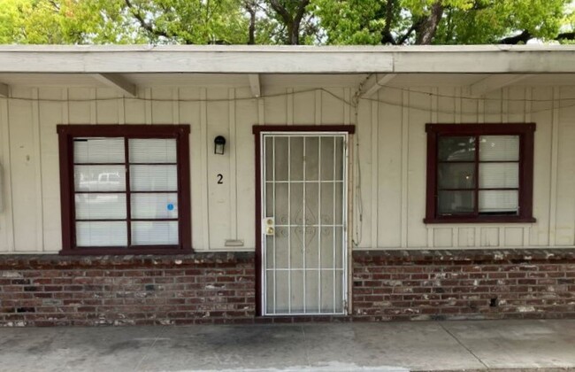 property at 1130 Stoddard Ave