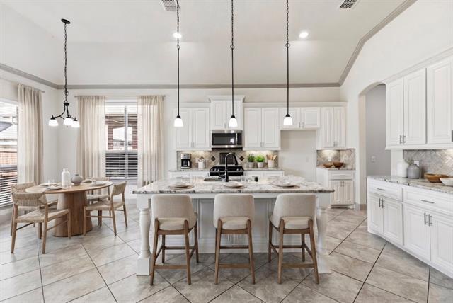 property at 2418 Askew Dr