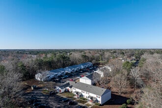 Landmark Condos in Sandston, VA - Building Photo - Building Photo
