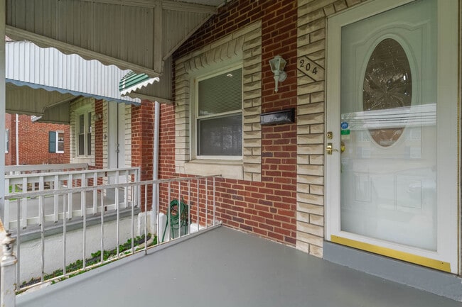 204 Kingston Rd in Middle River, MD - Building Photo - Building Photo