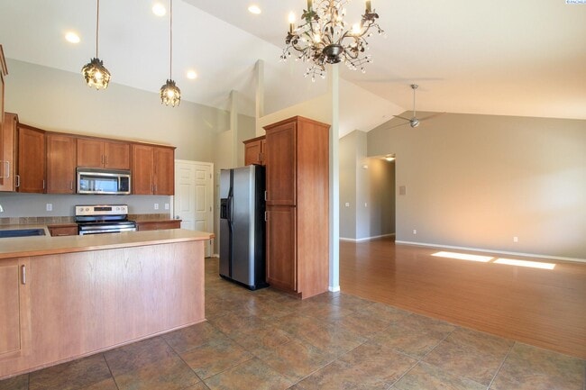 3214 S Quincy Pl in Kennewick, WA - Building Photo - Building Photo