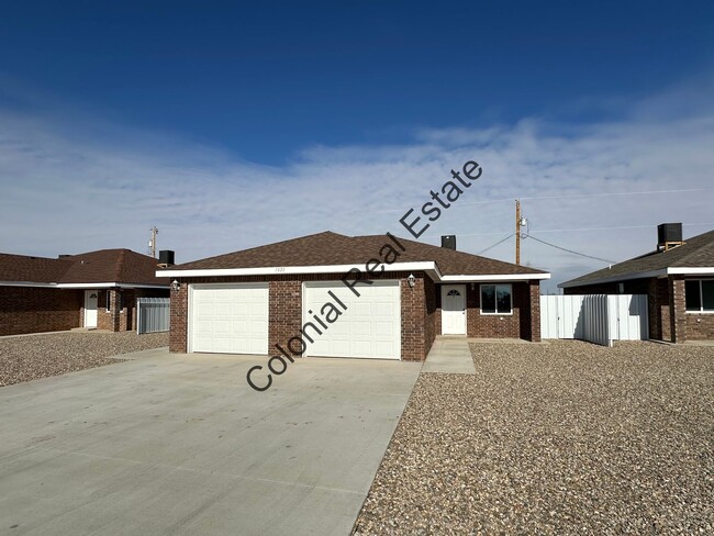 1620 W 12th St in Clovis, NM - Building Photo - Building Photo