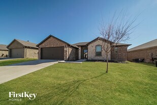 2537 Doe Run in Weatherford, TX - Building Photo