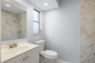 21066 Midway Blvd in Port Charlotte, FL - Building Photo - Building Photo