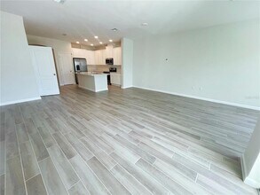 3090 Paddlebox Pt in Oviedo, FL - Building Photo - Building Photo