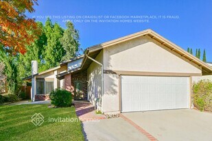 20827 Calwood St in Santa Clarita, CA - Building Photo