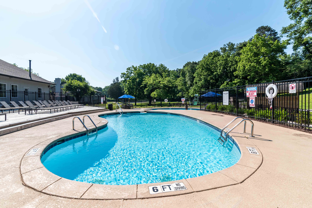 Eagle Pointe Apartment Homes in Knoxville, TN - Building Photo