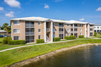 Promenade at Reflection Lakes in Ft. Myers, FL - Building Photo - Building Photo