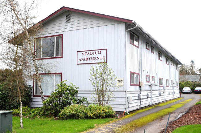 475 W Jackson St in Monmouth, OR - Foto de edificio - Building Photo