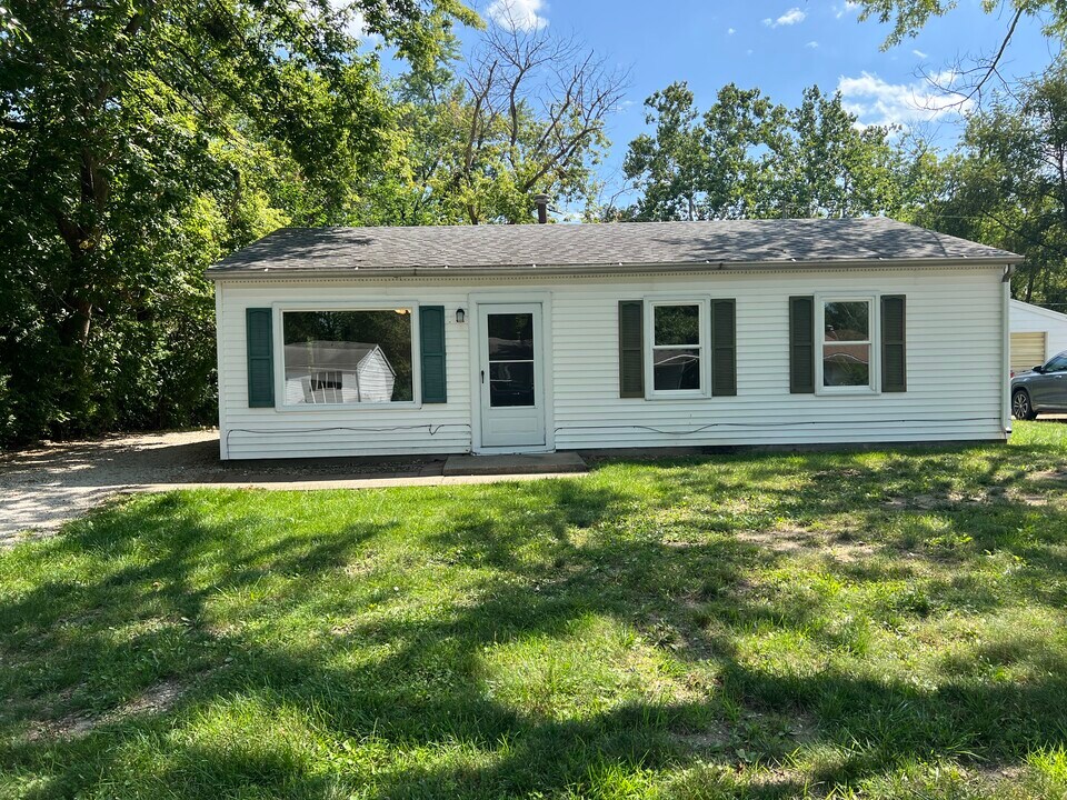 1917 Southwood Dr in Champaign, IL - Building Photo