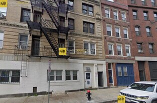 336 North St in Boston, MA - Building Photo