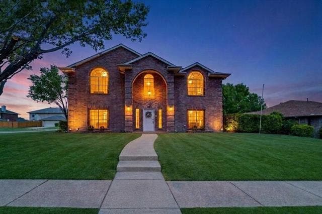 property at 2439 Whitetail Dr