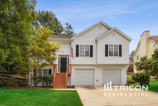 property at 3645 Heritage Ridge Ln