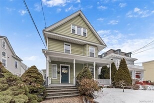 81 N Washington St in Tarrytown, NY - Building Photo