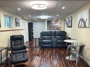 15 Shore Dr in Salem, NH - Foto de edificio - Building Photo