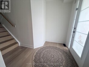 16 Lawrencetown St in Ajax, ON - Building Photo - Building Photo