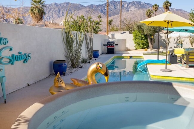 3963 Cll San Antonio in Palm Springs, CA - Building Photo - Building Photo