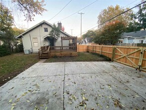 1015 S Cox St in Memphis, TN - Building Photo - Building Photo