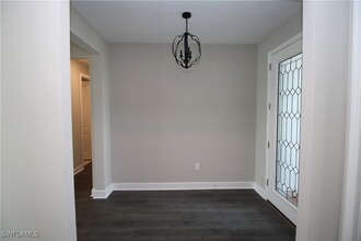 2051 Grove Dr in Naples, FL - Building Photo - Building Photo