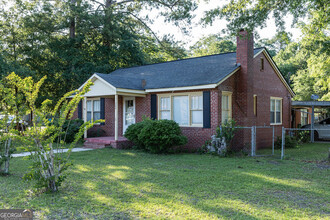 204 E Fourth St in Rincon, GA - Building Photo - Building Photo