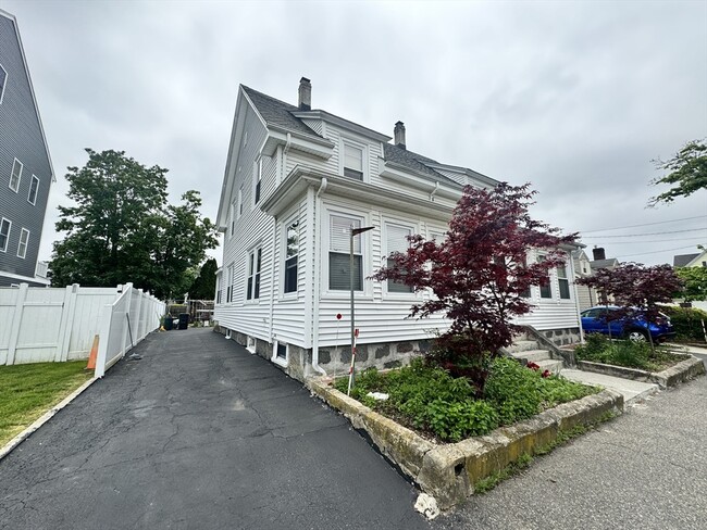 114 Intervale St in Quincy, MA - Building Photo - Building Photo