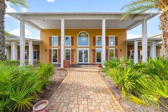 8700 Front Beach Rd in Panama City Beach, FL - Foto de edificio - Building Photo