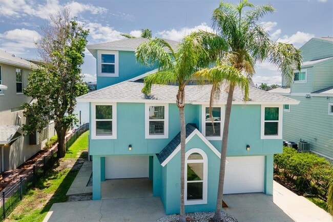 property at 2507 Bay Blvd