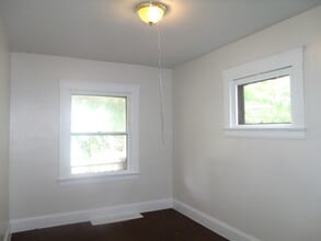 1909 Treadway Ave in Cleveland, OH - Building Photo - Building Photo