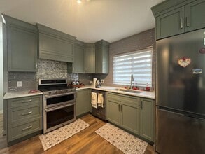 21545 Campbell Av in Maple Ridge, BC - Building Photo - Building Photo