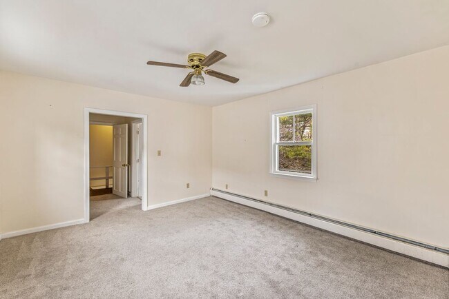 83 Richardson St in Bath, ME - Foto de edificio - Building Photo