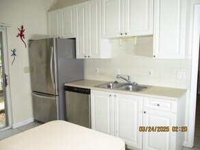 4802 Washington St, Unit 142 in Hollywood, FL - Building Photo - Building Photo