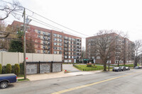 800 Victory Blvd in Staten Island, NY - Building Photo - Building Photo