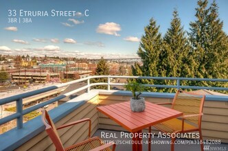 33 Etruria St in Seattle, WA - Building Photo - Building Photo