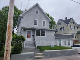 141 Hawkins St in Derby, CT - Building Photo