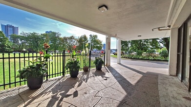 The Gateway in Toronto, ON - Building Photo - Building Photo