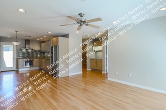 1850 E Maryland Ave in Phoenix, AZ - Foto de edificio - Building Photo