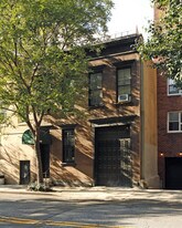 248 E 35th St in New York, NY - Building Photo