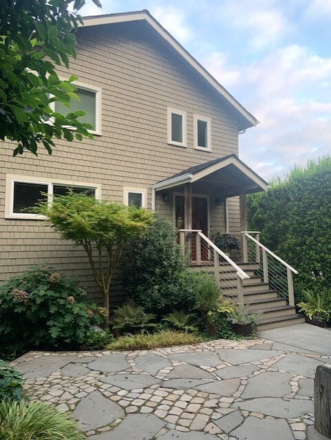property at 7117 Beach Dr SW