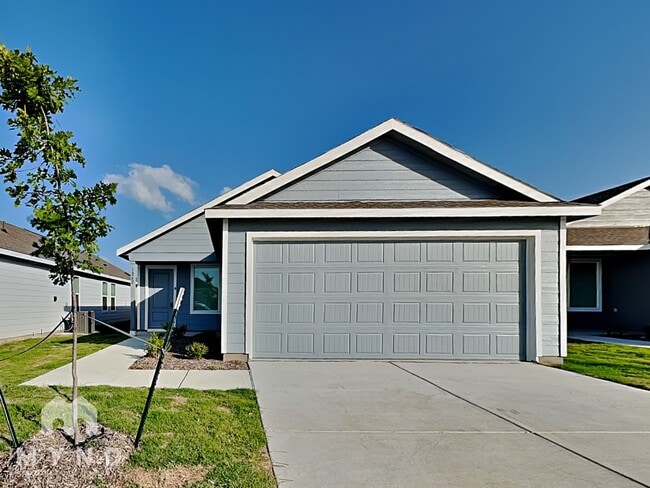 property at 1262 Basswood Dr
