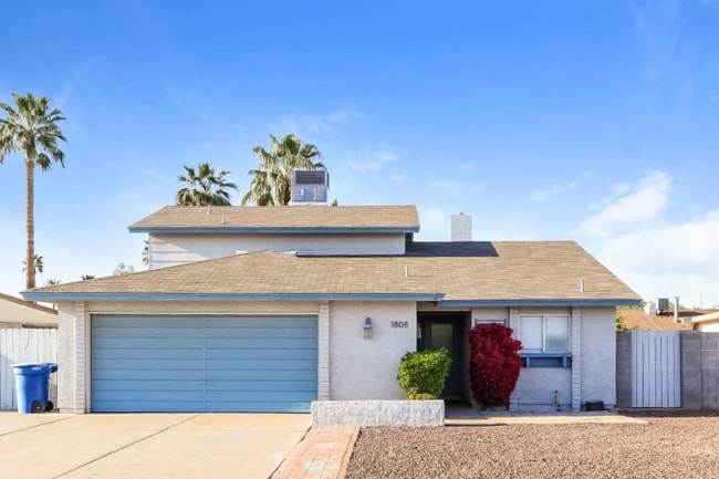 1805 W Curry Dr in Chandler, AZ - Building Photo - Building Photo