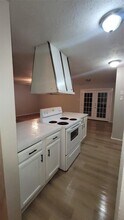 17622 Autumn Hills Dr in Houston, TX - Building Photo - Building Photo