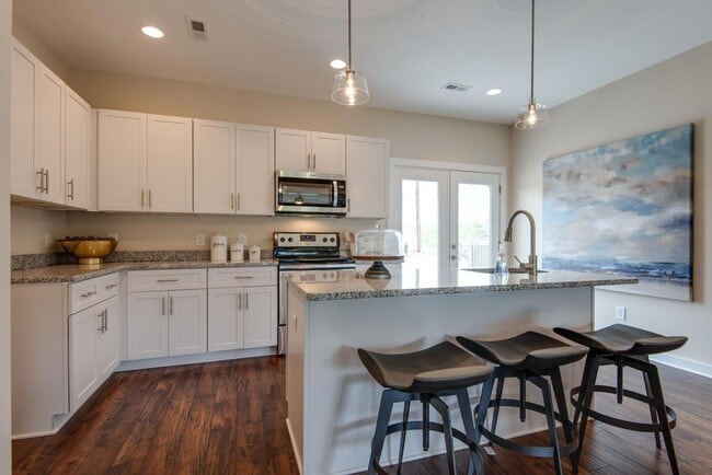 1125 Waterburg Ln in Antioch, TN - Building Photo - Building Photo